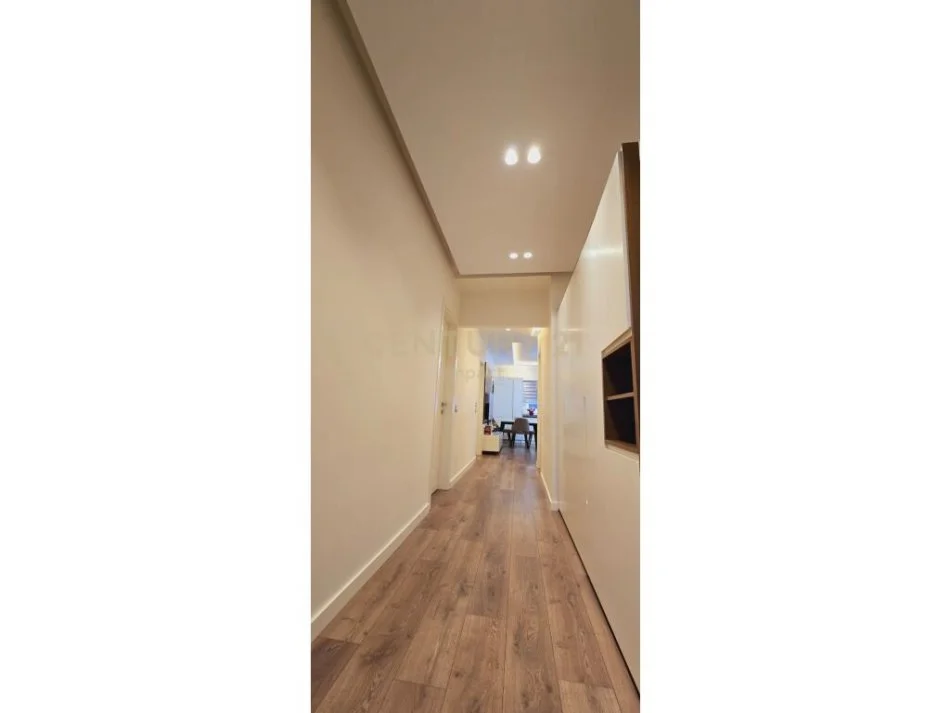 Tirane, shitet apartament 2+1 Kati 6, 74 m² 120.000 € 