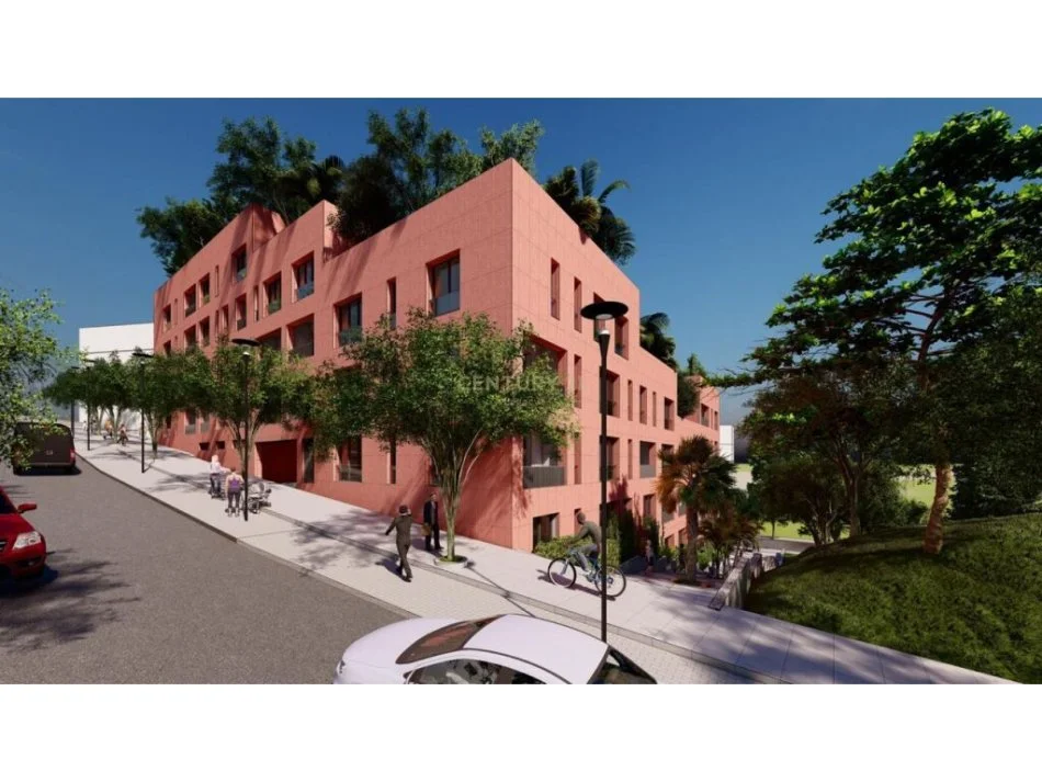 Tirane, shitet apartament 3+1+Ballkon Kati 1, 147 m² (KODRA E DIELLIT)