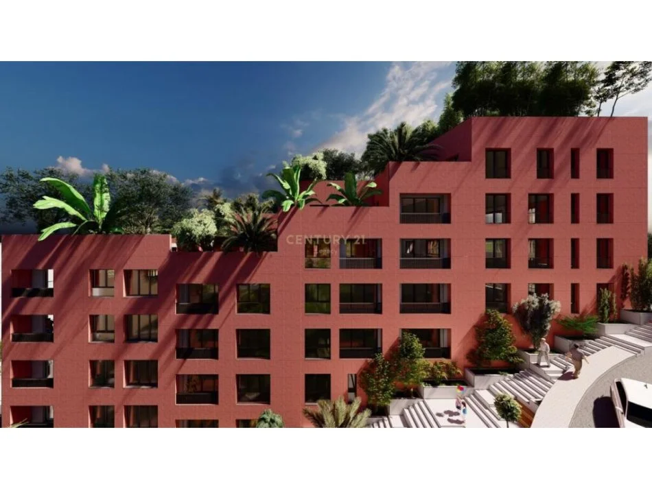 Tirane, shitet apartament 3+1+Ballkon Kati 1, 147 m² (KODRA E DIELLIT)