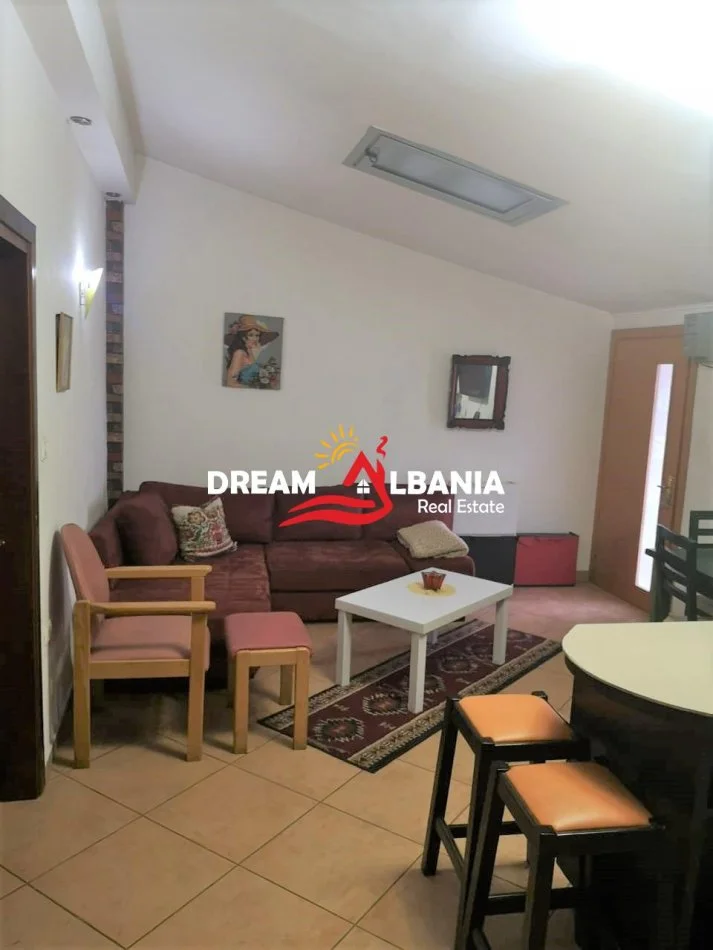 Tirane, jepet me qera apartament 2+1 , 85 m² 380 € (tek Universiteti Zoja e Keshillit te mire)