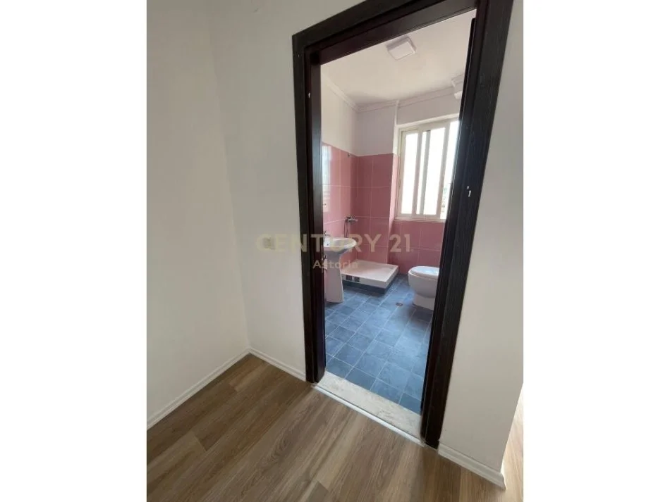 Tirane, shitet garsonier Kati 9, 40 m² 50.000 € 