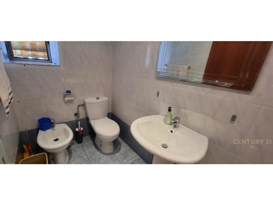Tirane, jepet me qera apartament 1+1 Kati 9, 70 m² 700 € (rruga e kosovarve)