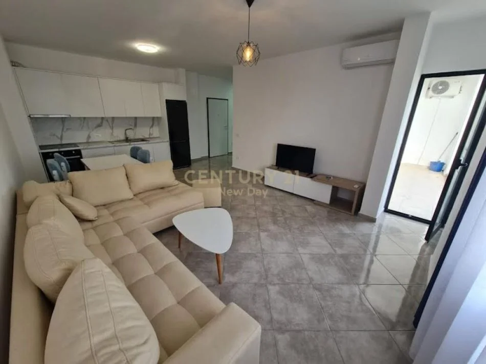 Durres, shitet apartament 2+1+Ballkon Kati 2, 99 m² 155.000 € (Durrës, Vila e Zogut)