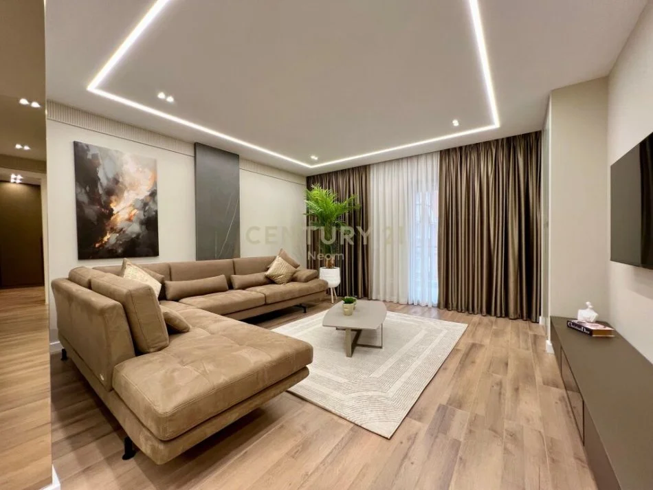 Tirane, jepet me qera apartament 2+1 Kati 3, 116 m² 1.600 € (kompleksi delijorgji)