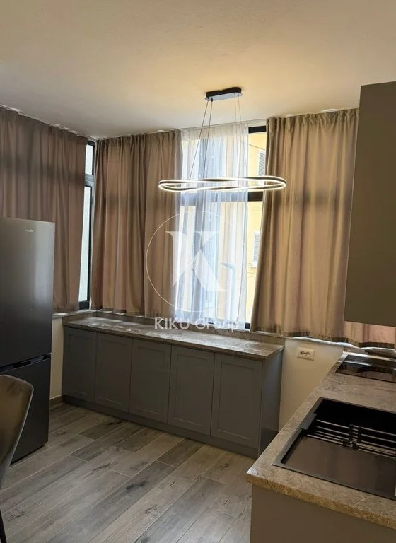 Tirane, jepet me qera apartament 1+1 Kati 2, 60 m² 600 € (Tek Ministria e Drejtesise)