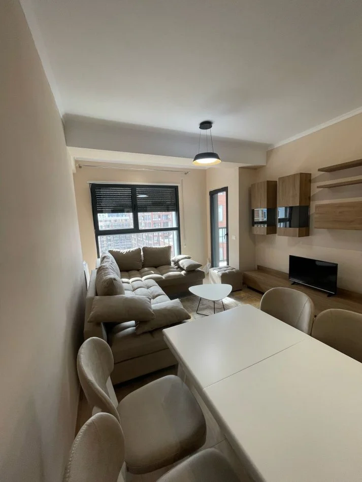 Tirane, jepet me qera apartament 1+1 Kati 5, 65 m² 500 € (Bulevardi ri)