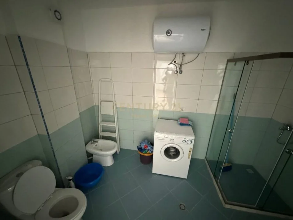 Durres, shitet apartament 1+1+Ballkon Kati 5, 84 m² 105.000 € (plazh durres)