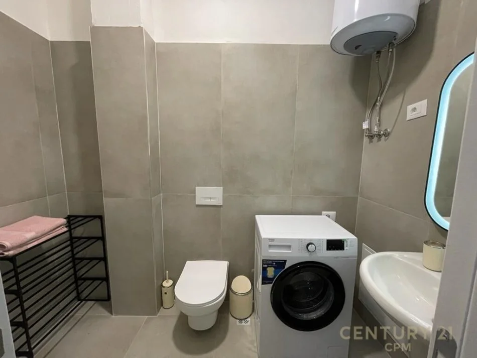Tirane, jepet me qera apartament 1+1 Kati 2, 60 m² 500 € (KODRA E DIELLIT)