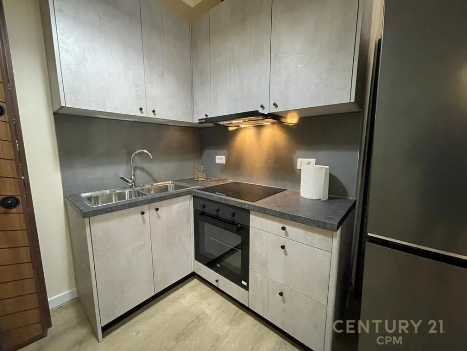 Tirane, jepet me qera apartament 1+1 Kati 2, 60 m² 500 € (KODRA E DIELLIT)