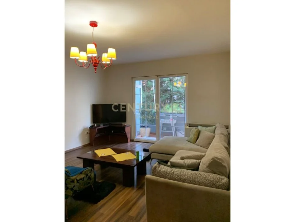 Tirane, jepet me qera apartament 1+1 Kati 2, 71 m² 500 € (Rr:BARDHYL)