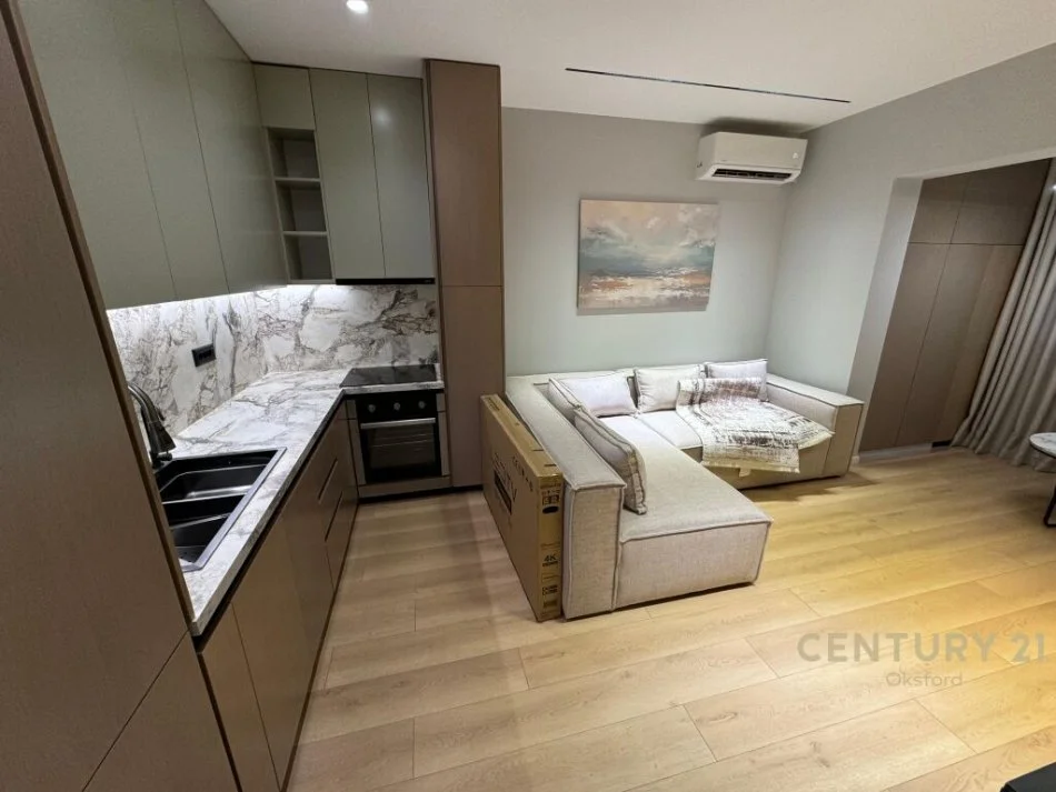 Tirane, jepet me qera 1+1 Kati 3, 84 m² 1.300 € (Mine Peza)