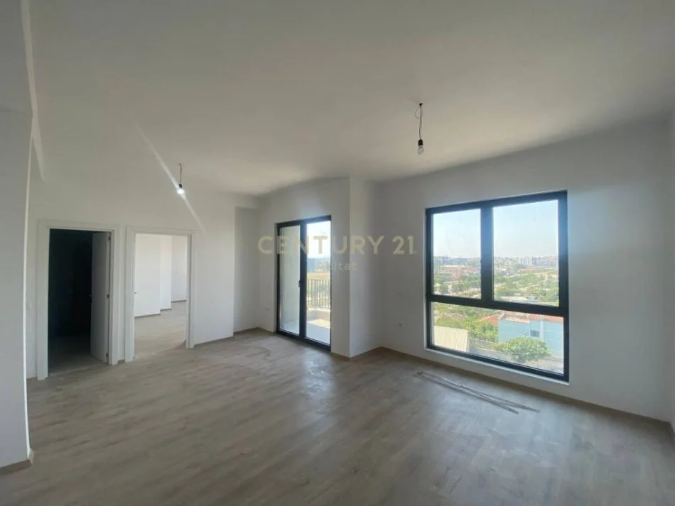 Tirane, shitet apartament 1+1 Kati 5, 76 m² 135.000 € (bulevardi i ri)