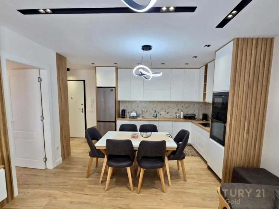 Tirane, jepet me qera apartament 1+1 Kati 1, 68 m² 550 € (sauk i ri)