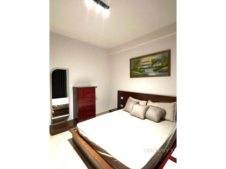 Tirane, jepet me qera apartament 1+1 Kati 3, 65 m² 550 € (kodra e diellit)