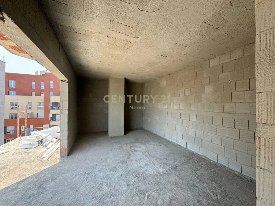 Tirane, shitet apartament 1+1 Kati 6, 56 m² 115.000 € (pazar i ri)