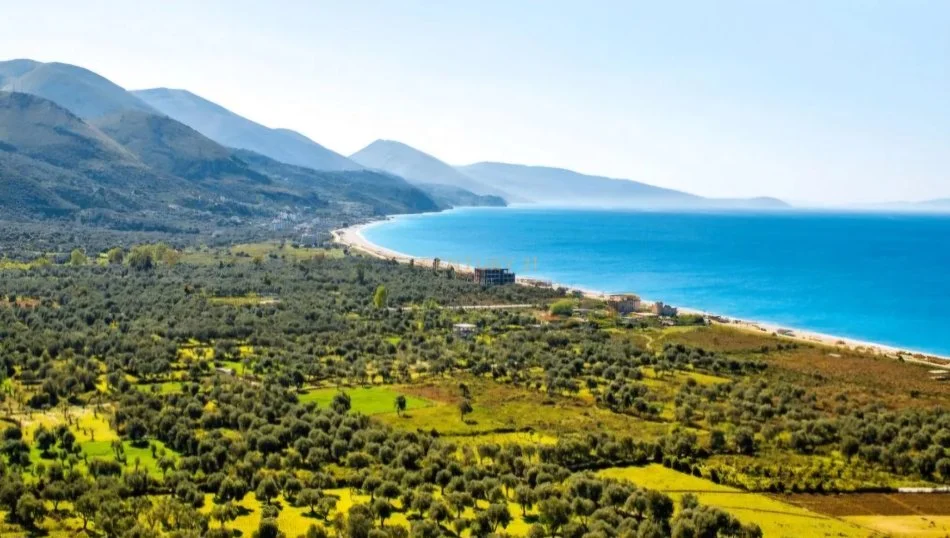 Himare, shitet toke , 2.200 m² 352.000 € (Borsh)