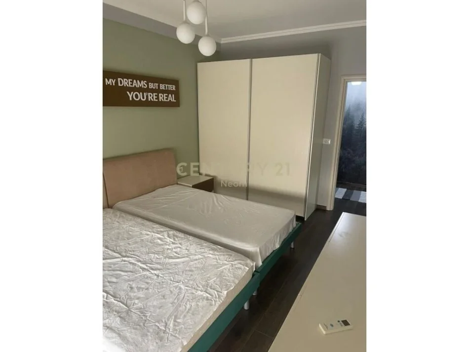 Tirane, jepet me qera apartament 1+1 Kati 5, 74 m² 500 € (bulevardi i ri)