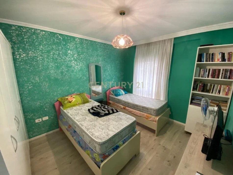 Tirane, shitet apartament 2+1 Kati 2, 88 m² 129.000 € (yzberisht)