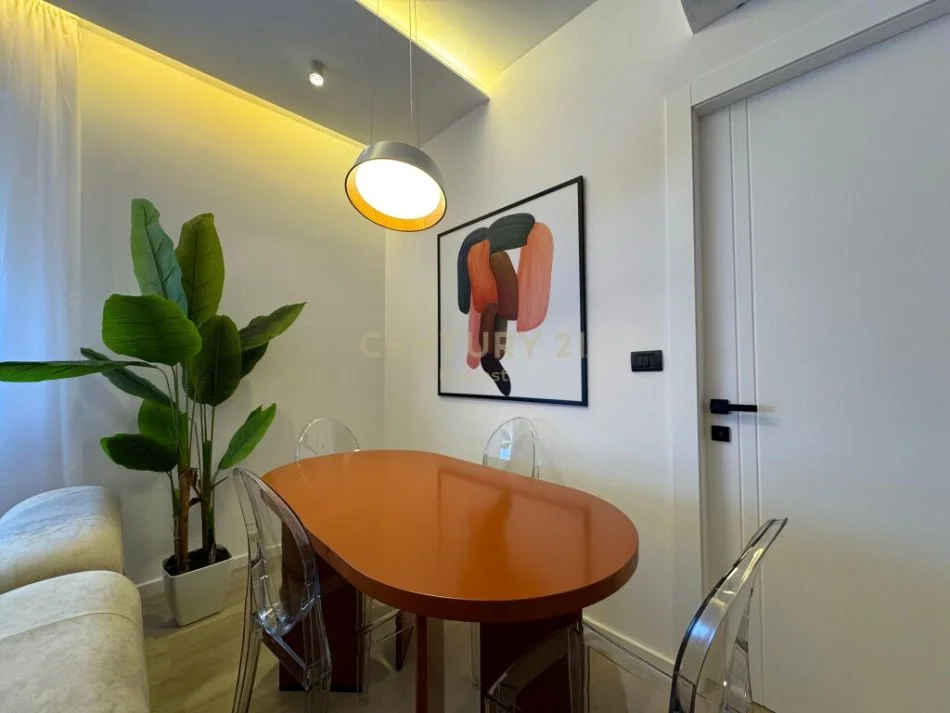 Tirane, shitet apartament 1+1 Kati 5, 66 m² 155.000 € (KOMUNA E PARISIT)