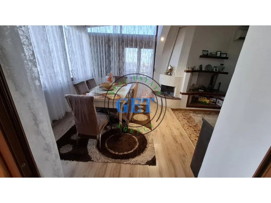 Durres, shitet apartament 2+1 Kati 9, 125 m² 125.000 € (Tregu i vogel Industrial)