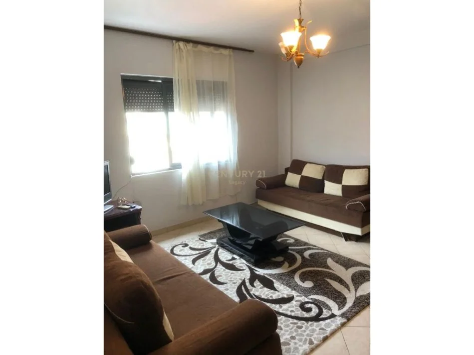 Tirane, jepet me qera apartament 1+1 Kati 4, 68 m² 400 € (rruga e duresit)