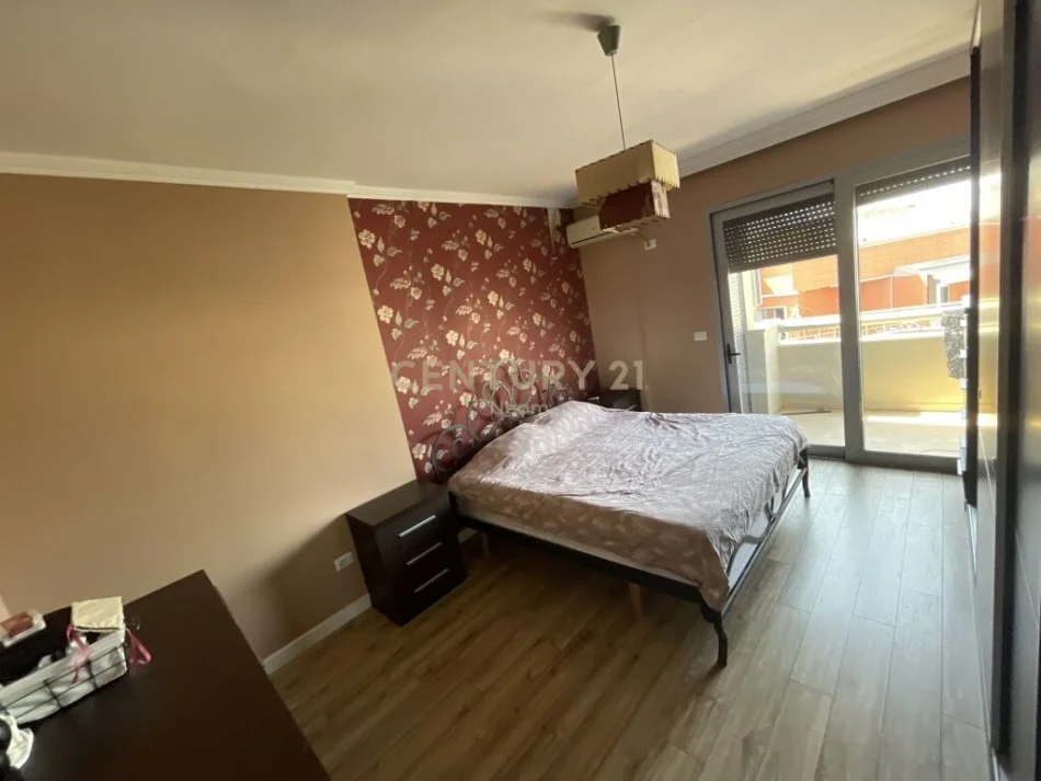 Tirane, shitet apartament 3+1 Kati 10, 133 m² 295.000 € (rruga e kosovarve)