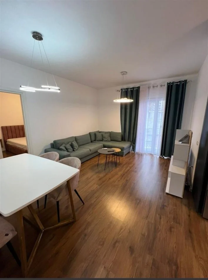 Tirane, shitet apartament 1+1 Kati 6, 65 m² 170.000 € (Rruga e Barrikadave)