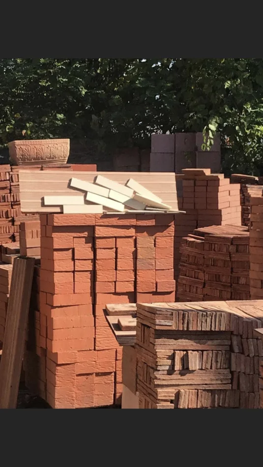 Tirane, shes Tulla shamat, pllaka balte, Tulla xhami etj... 10 €