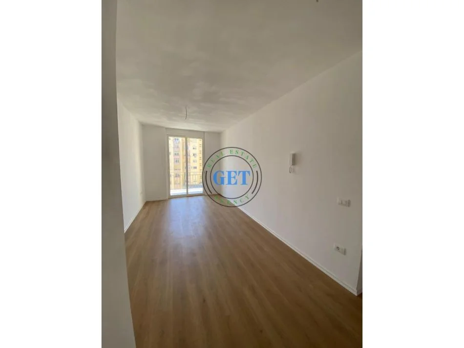 Durres, shitet apartament 2+1+Ballkon Kati 6, 74 m² 119.000 € 