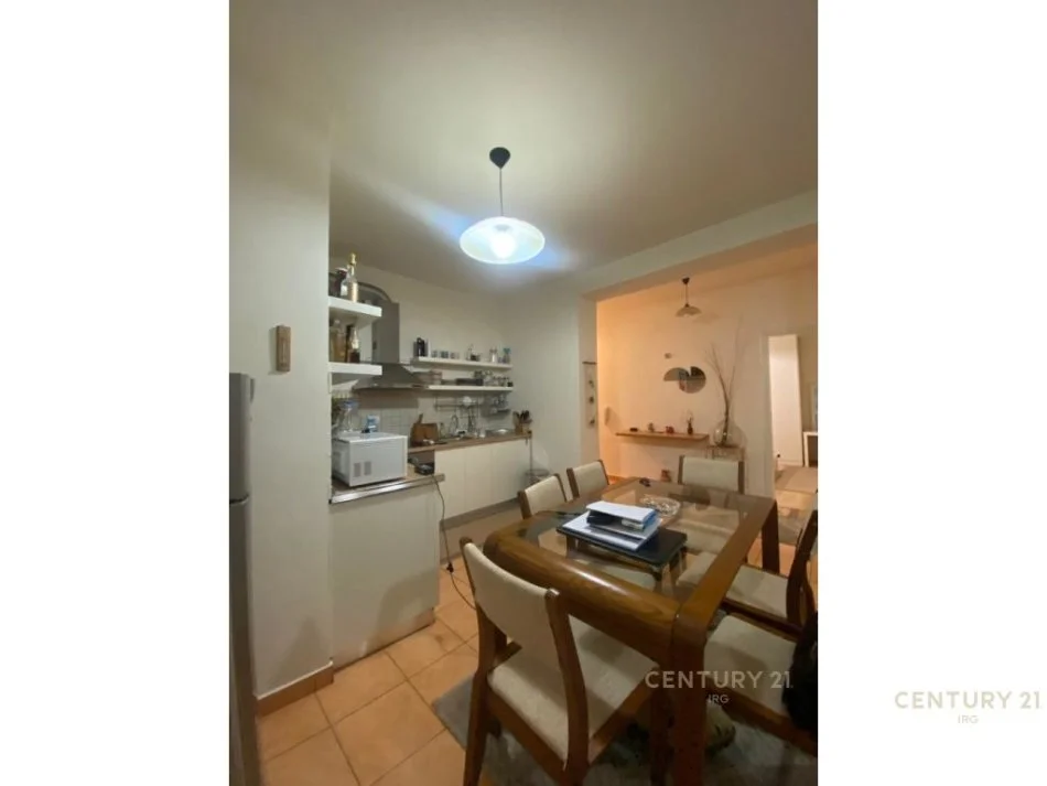 Tirane, jap me qera apartament 2+1 Kati 8, 84 m² 650 € (Myslym Shyri)