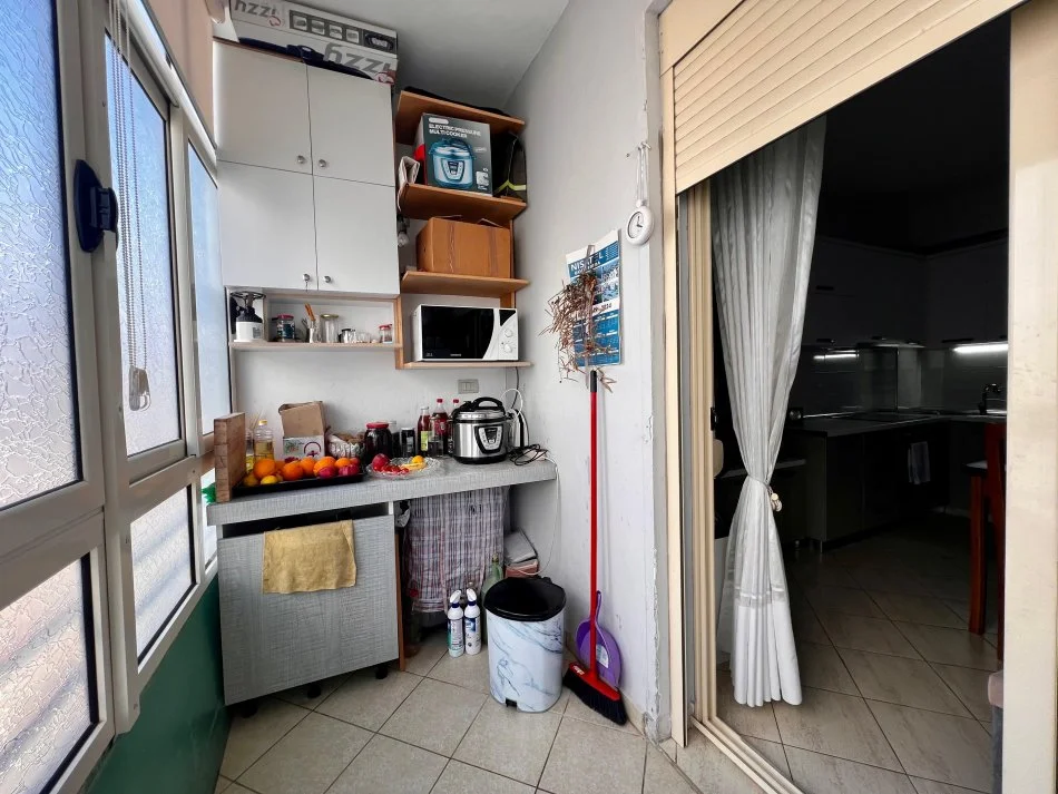 Vlore, shitet apartament 2+1+Ballkon , 100 m² 250.000 € (Lungomare - Vlorë)