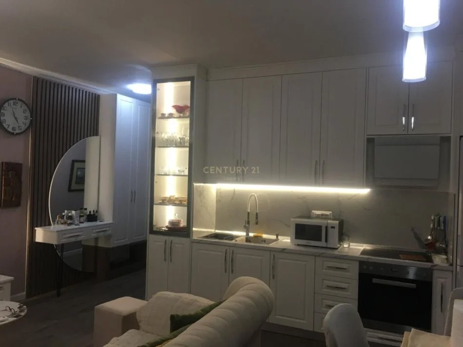 Tirane, shitet apartament 2+1 , 76 m² 112.000 € (Fresk)