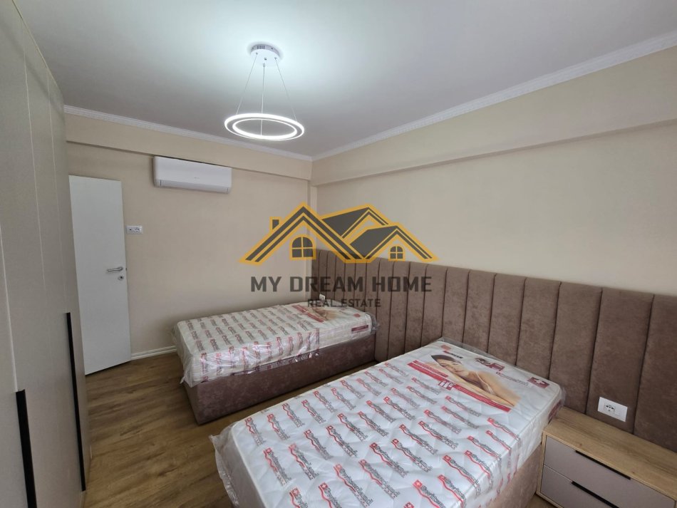 Durres, shitet apartament 2+1 Kati 3, 90 m² 180.000 € (QENDER)