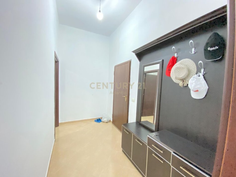 Durres, shitet apartament 1+1+Ballkon Kati 1, 75 m² 67.000 € (Shkemb Kavaje)