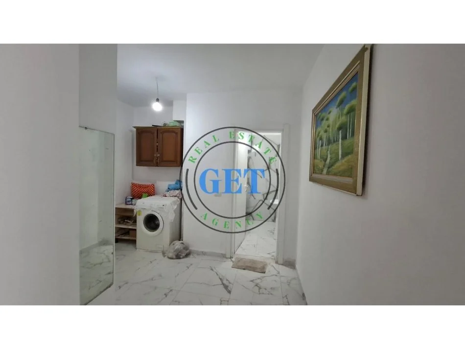Durres, jepet me qera apartament 1+1 Kati 2, 80 m² 500 € (Plazh)