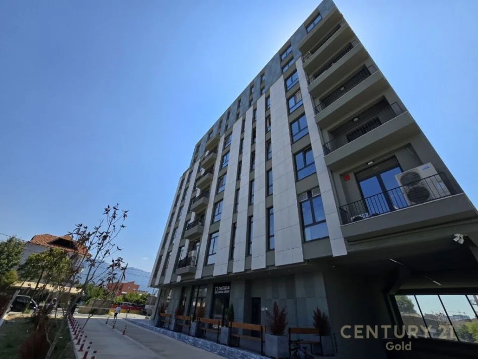 Tirane, shes apartament 2+1 Kati 3, 146 m² 255.000 € 