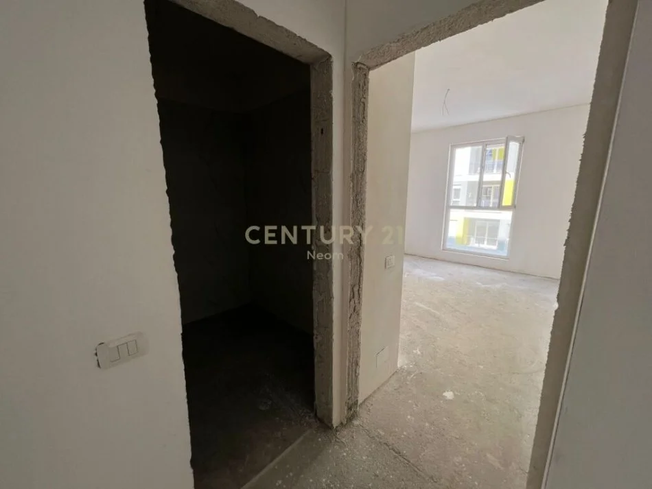 Tirane, shitet apartament 2+1 Kati 1, 83 m² 83.300 € (qtu)
