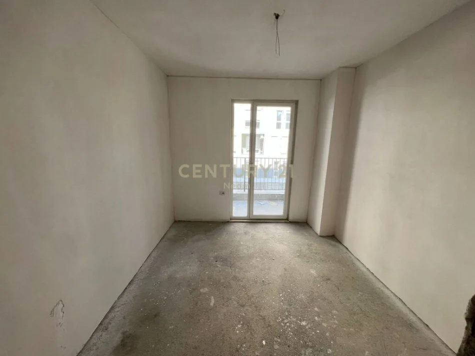 Tirane, shitet apartament 2+1 Kati 1, 83 m² 83.300 € (qtu)