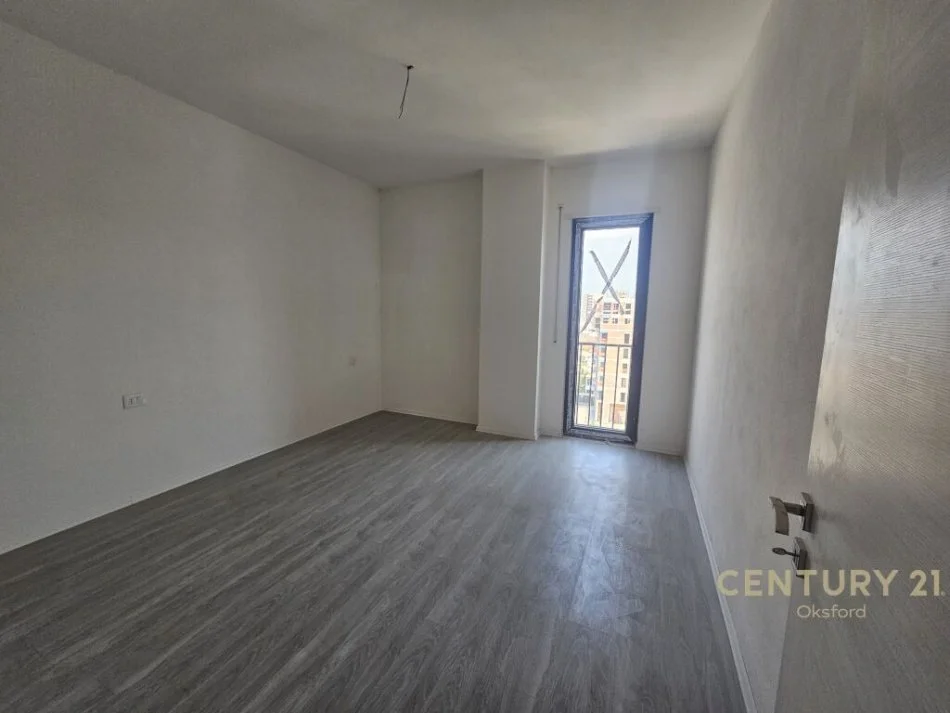 Tirane, shitet 2+1 Kati 7, 109 m² 141.000 € (unaza e re astir)
