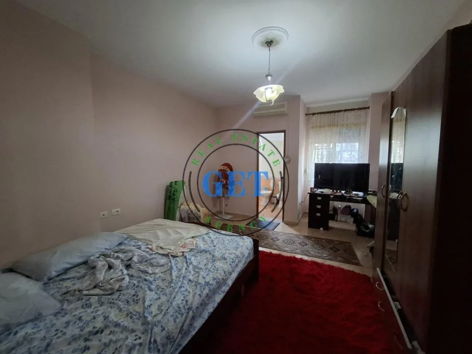 Durres, jepet me qera apartament 2+1 Kati 2, 110 m² 500 € 