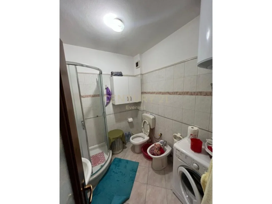 Tirane, shitet 1+1+Ballkon Kati 9, 72 m² 149.000 € (Faik Konica)