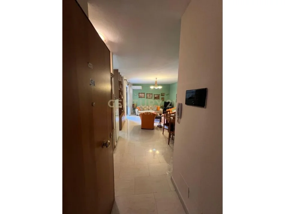 Tirane, shitet 1+1+Ballkon Kati 9, 72 m² 149.000 € (Faik Konica)