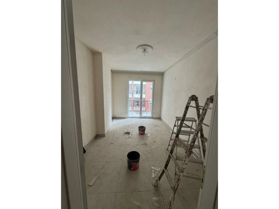 Tirane, shitet apartament 2+1 Kati 5, 108 m² 103.000 € (Bulevardi Blu)