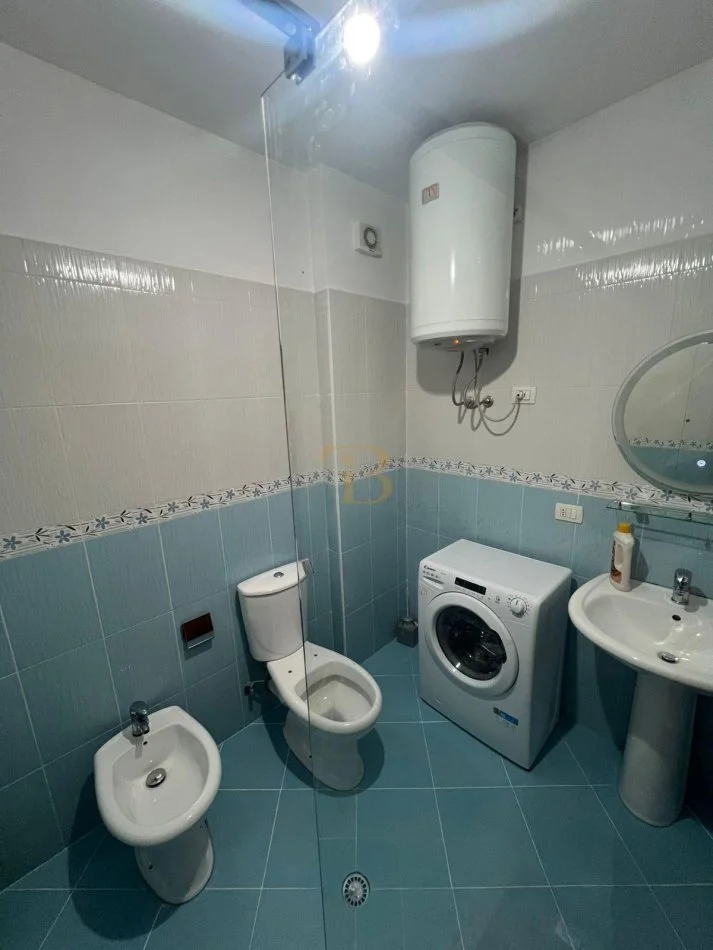 Tirane, jepet me qera apartament 1+1 Kati 3, 78 m² 60.000 € 