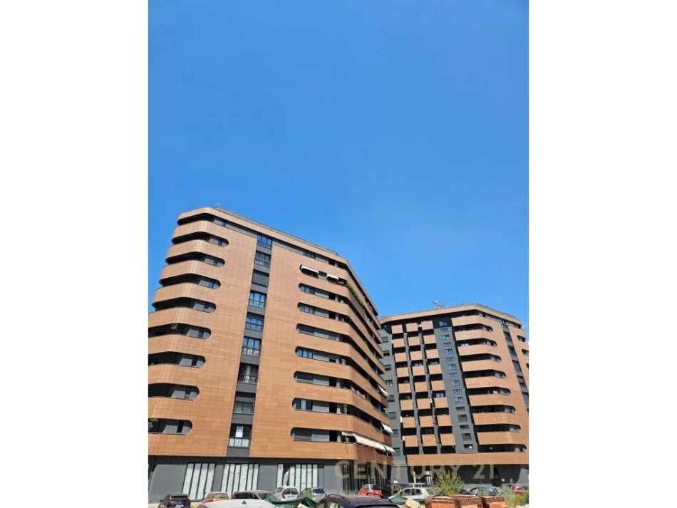 Tirane, shitet apartament 2+1+Aneks+Ballkon , 107 m² 150.000 € (Unaza e Re)