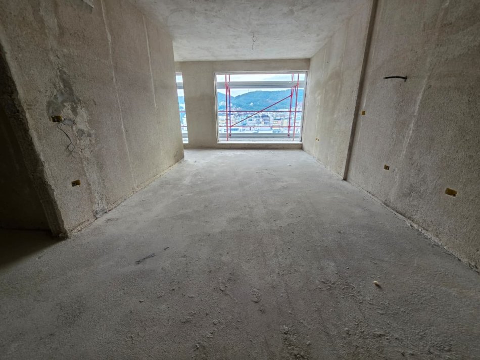 SHITET: Apartament 1+1 & 1 Ballkon (📍Komuna e Parisit - White Tower ) 202,000€ 🔥 | 80m² | Ndertimi V.2025-2026