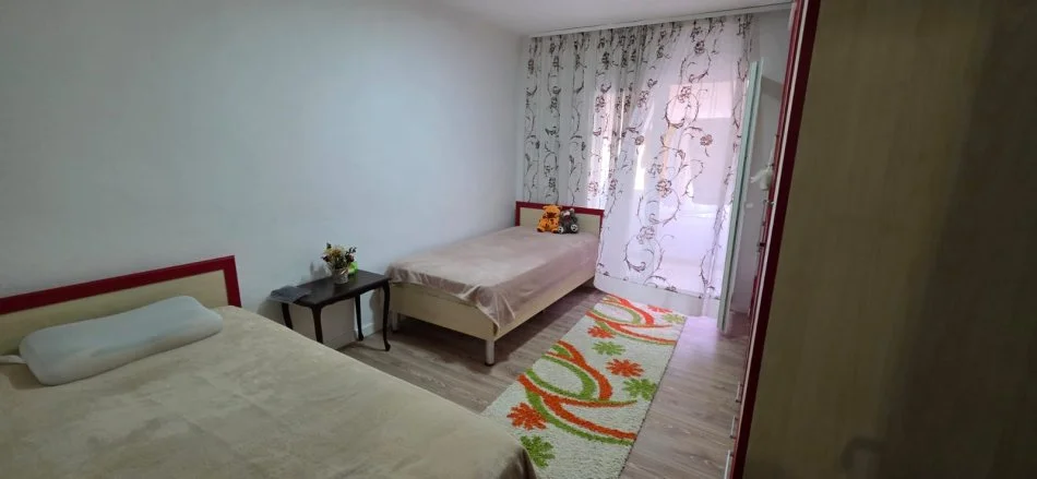 Tirane, shitet apartament 4+1 Kati 4, 120 m² 180.000 € (Ali Demi)