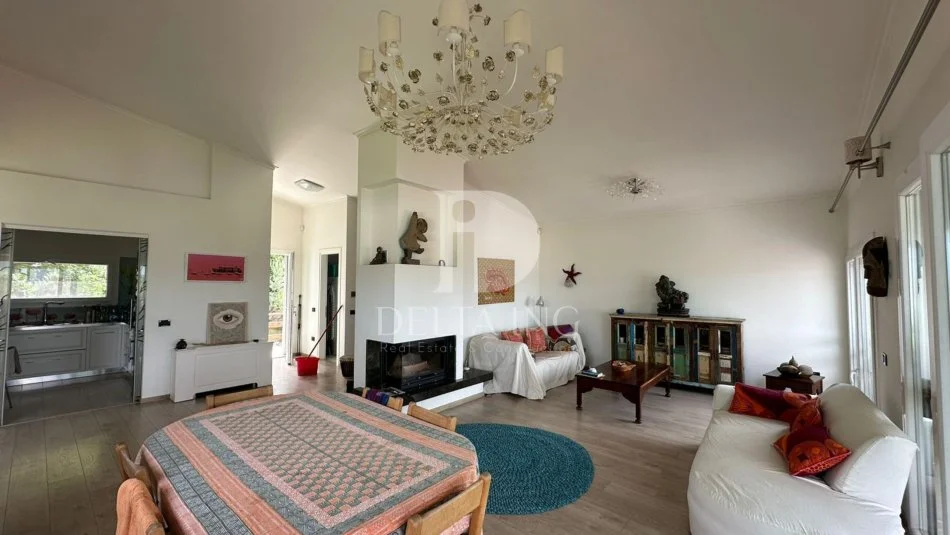 Tirane, shitet Vile 3+1+Aneks+Ballkon Kati 0, 475 m² 650.000 € (Long Hill,TEG)