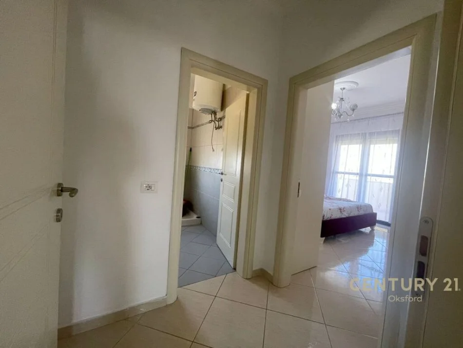 Tirane, jepet me qera 3+1+Aneks+Ballkon Kati 2, 228 m² 500 € (Sauk)