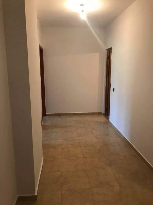 Tirane, shitet apartament 2+1 Kati 5, 107 m² 100.000 Euro (Fresk)